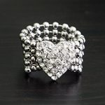 GUESS<sup>&reg;</sup> Stretch Pavé Heart Ring 